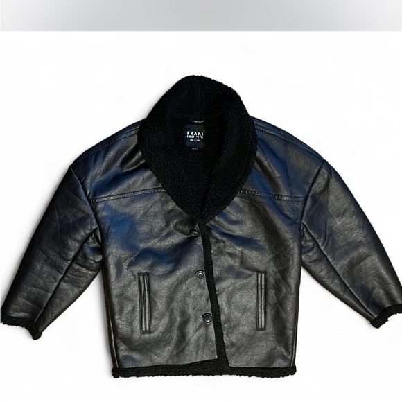Chic Women's Black Leather Jacket with Shearling - Picture 1 of 3